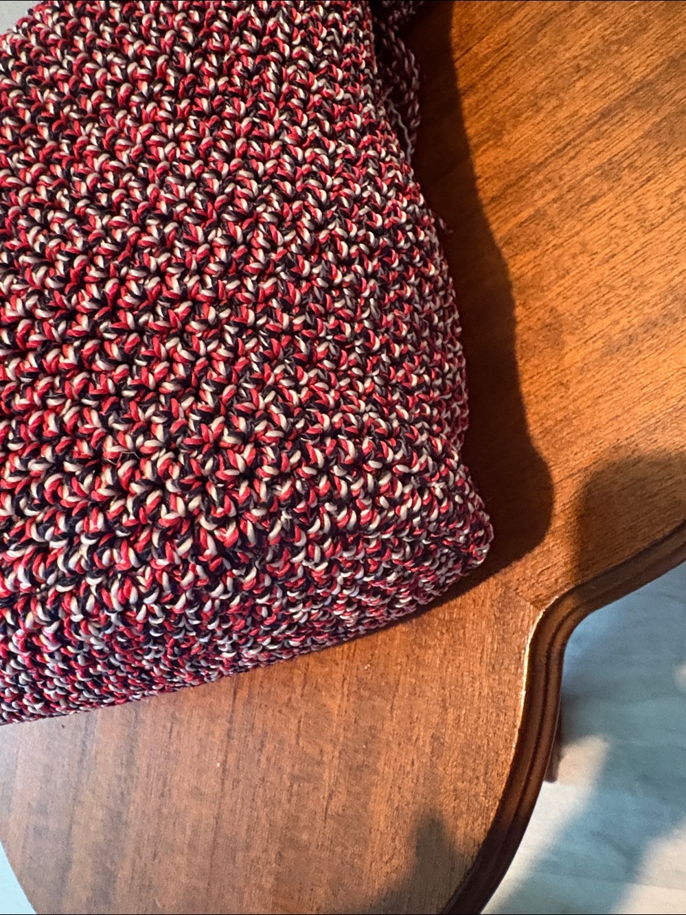 The Sak  patriotic bag  classic woven shoulder bag  red white blue  4th of July - Picture 11 of 16